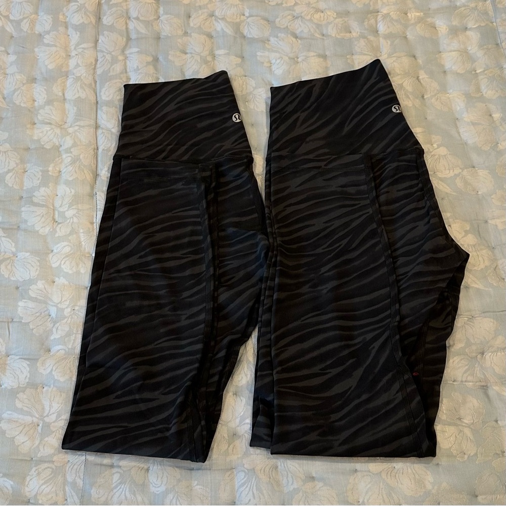 Lululemon Align Pant 25" LeTigre Camo Deep Coal Multi size 6 new
